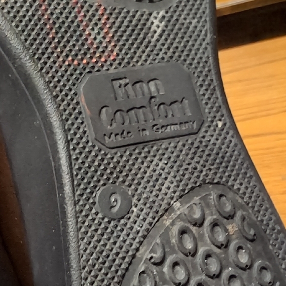 Finn Comfort Brown Leather Men's Slip-on Loafers - Picture 7 of 11